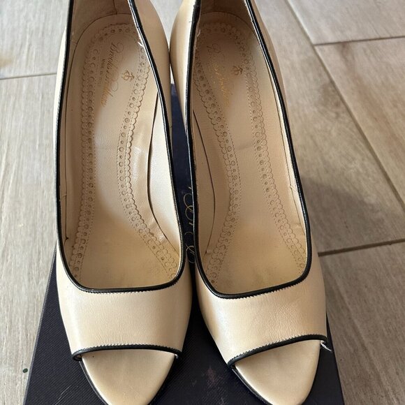 Brooks Brothers Ivory Leather Open Toe High Heel - Picture 2 of 8
